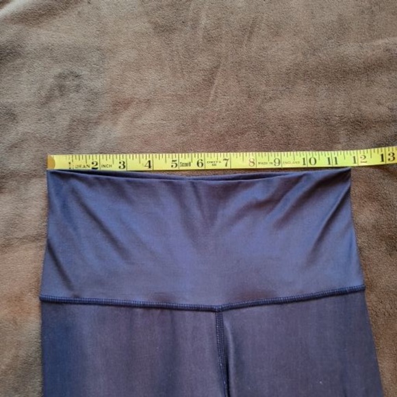 Sol and Mane Whispy Waves Liquid Blue Leggings Size S - Picture 3 of 8